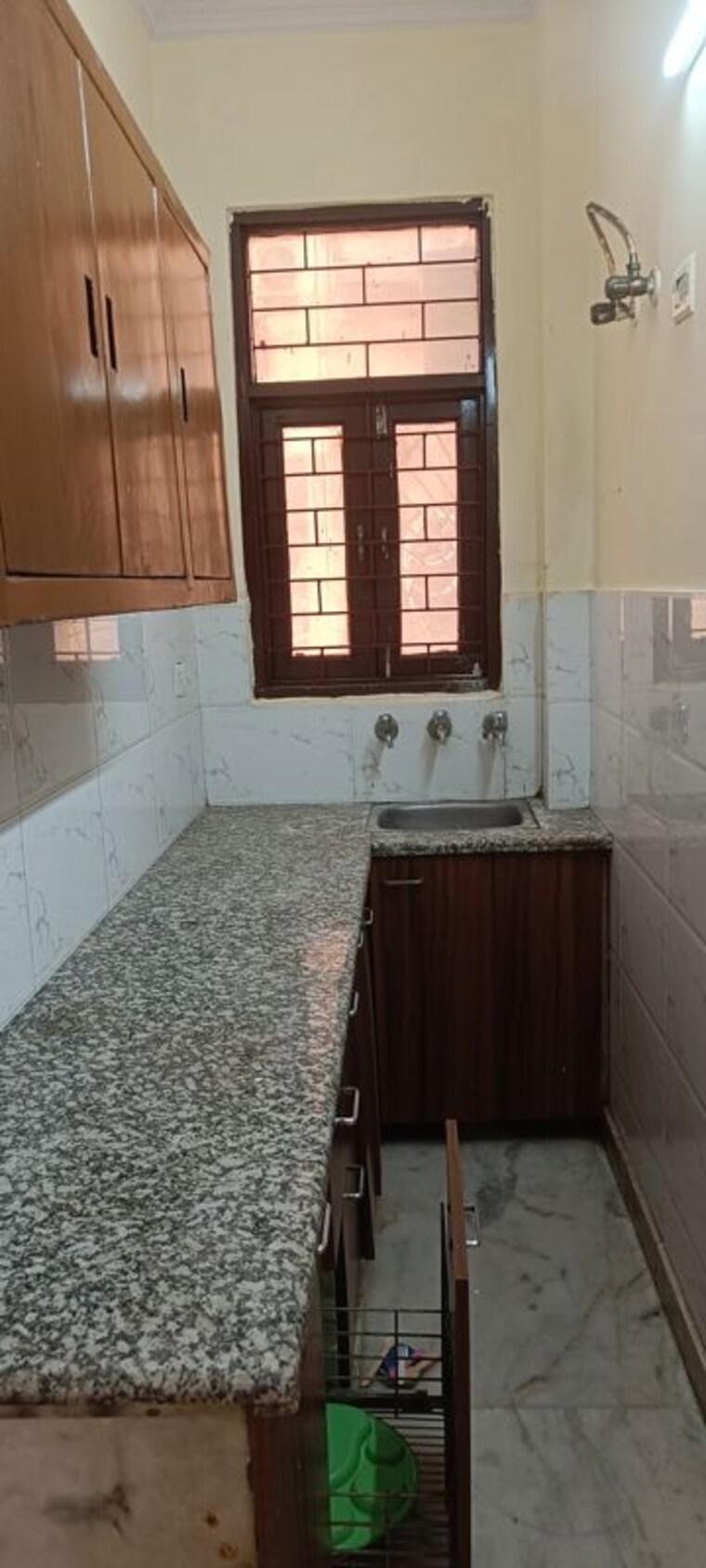 Kitchen, rohini sector 8 1 Bedroom 400 Sq.Ft. Builder Floor In Rohini Sector 8 Delhi 10431238