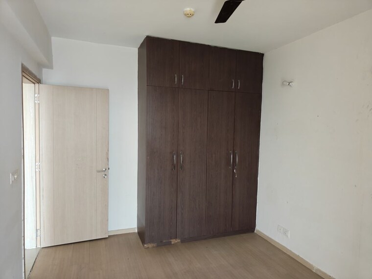 Room, dlf-new-town-heights-iii 3 Bedroom 1930 Sq.Ft. Apartment In Sector 91 Gurgaon 10431237