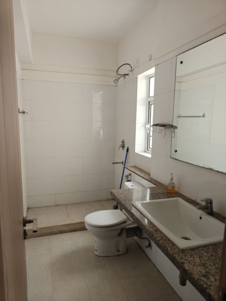 Bathroom, dlf-new-town-heights-iii 3 Bedroom 1930 Sq.Ft. Apartment In Sector 91 Gurgaon 10431237