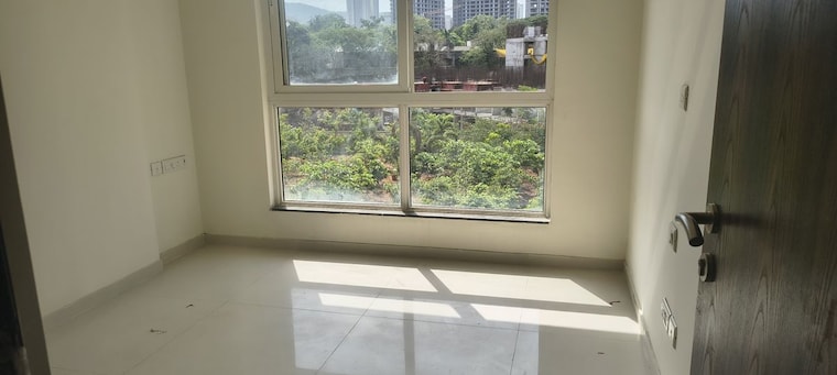 Balcony, sheth-zuri 2 Bedroom 650 Sq.Ft. Apartment In Laxmi Nagar Thane 10431288