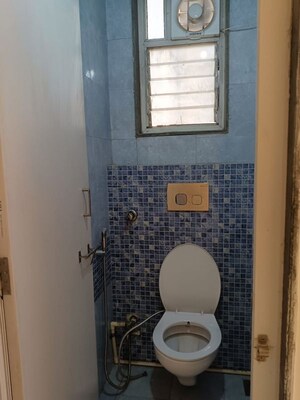 Bathroom in 1 BHK Apartment at Dwarka – for Rent