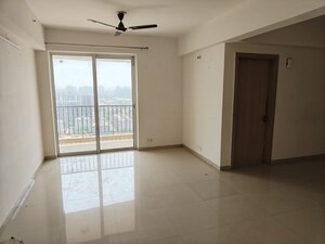 Room in 4 BHK Apartment at DLF New Town Heights III, Sector 91 – for Sale