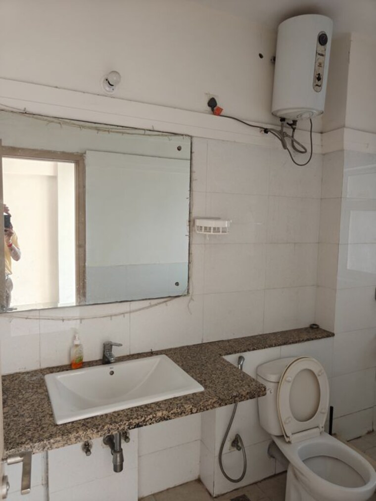 Bathroom, dlf-new-town-heights-iii 4 Bedroom 2344 Sq.Ft. Apartment In Sector 91 Gurgaon 10431275