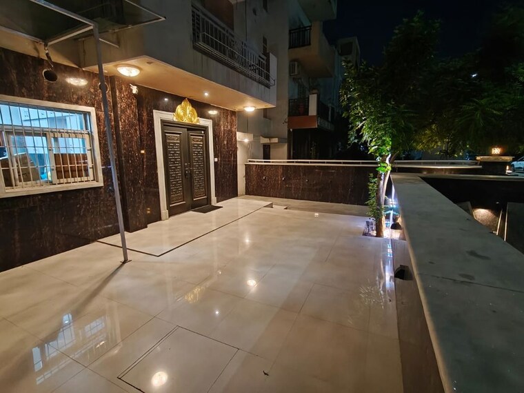 Balcony, bptp-park-elite-floors 3 Bedroom 300 Sq.Ft. Builder Floor In Sector 85 Faridabad 10431330