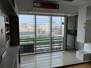 Room in 2 BHK Apartment at Lotus Sky Garden, Malad West – for Sale