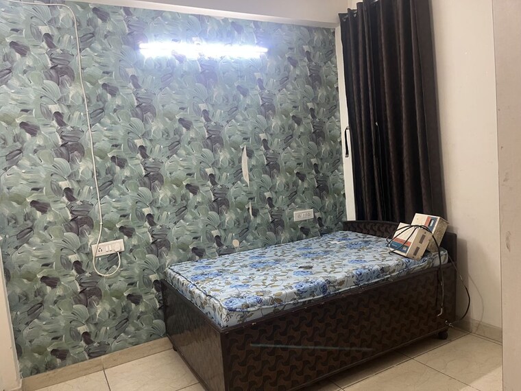 Bedroom, vipul-world-floors 3 Bedroom 192 Sq.Yd. Builder Floor In Sector 48 Gurgaon 10431343
