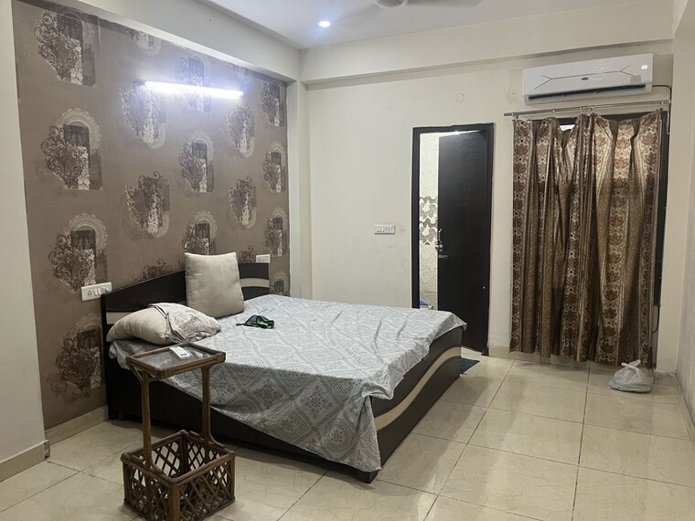 Bedroom, vipul-world-floors 3 Bedroom 192 Sq.Yd. Builder Floor In Sector 48 Gurgaon 10431343