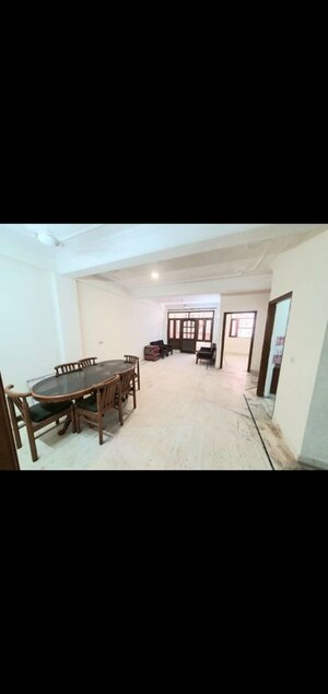 3 BHK Builder Floor For Rent in Paryavaran Complex
