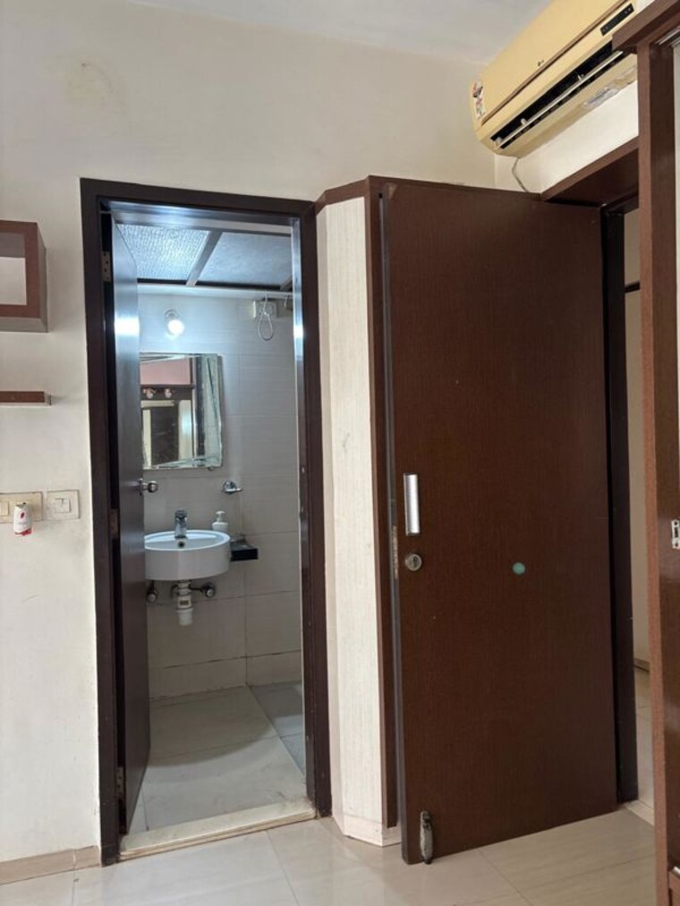 undefined, runwal-the-orchard-residency 3 Bedroom 900 Sq.Ft. Apartment In Ghatkopar West Mumbai 10427175