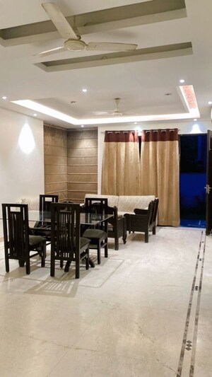 Team Area in 3 BHK Builder Floor at Ansal Plaza Gurgaon, Palam Vihar – for Rent