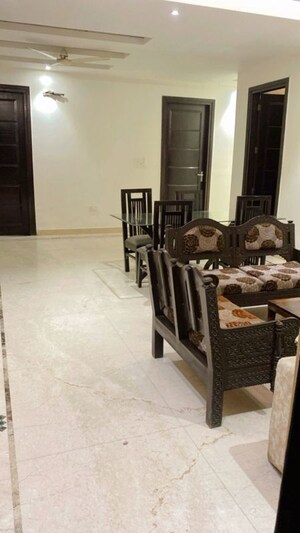 Gym in 3 BHK Builder Floor at Ansal Plaza Gurgaon, Palam Vihar – for Rent