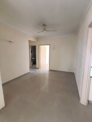 Dining area in 3 BHK Apartment at Corona Optus, Sector 37c – for Rent