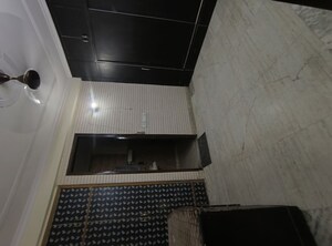 Master Bedroom in 2 BHK Builder Floor at Govindpuri – for Rent