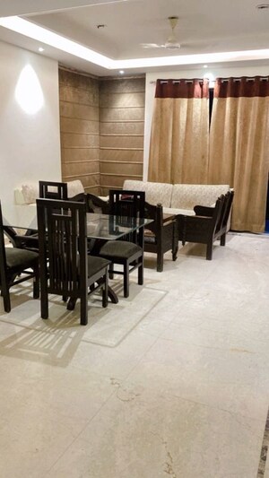 Gym in 3 BHK Builder Floor at Ansal Plaza Gurgaon, Palam Vihar – for Rent