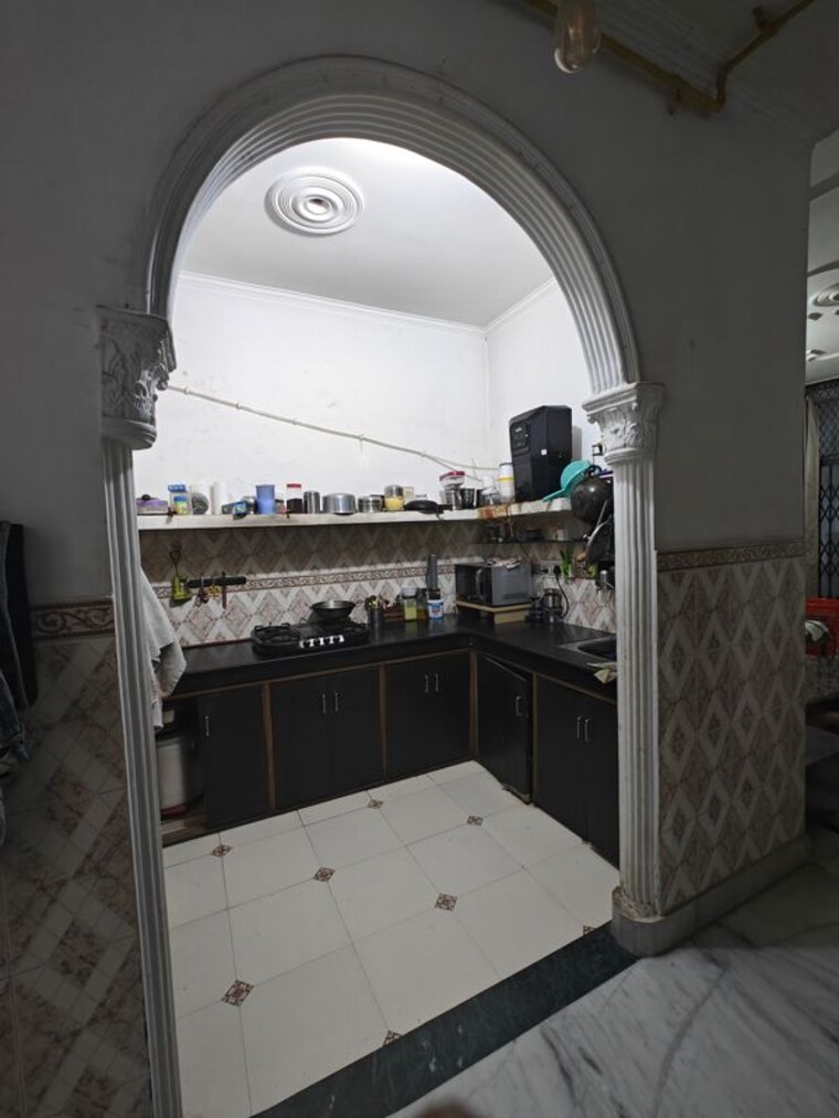 Kitchen, om vihar 6 Bedroom 900 Sq.Ft. Independent House In Om Vihar Delhi 10431421