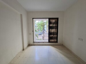 1 RK Apartment For Sale in DV Fressia Ill, Dahisar West