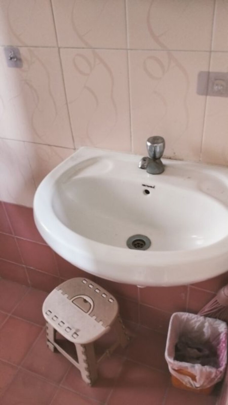 Bathroom, vishwakarma-vedant 2 Bedroom 1100 Sq.Ft. Apartment In Undri Pune 10431460