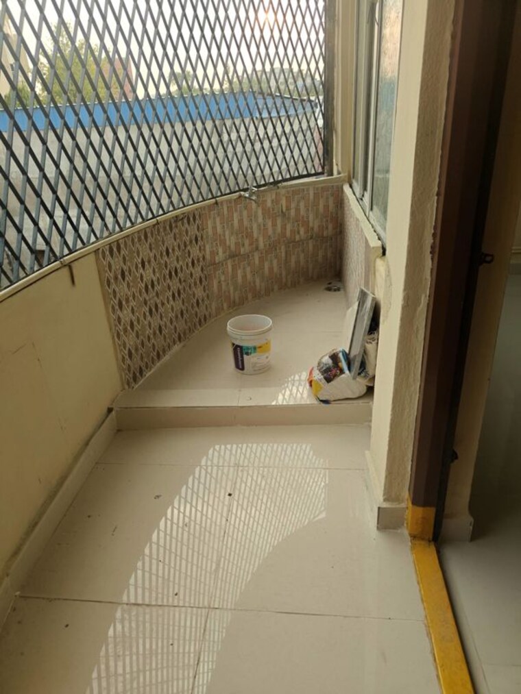 Balcony, sovereign-shelter 3 Bedroom 924 Sq.Ft. Apartment In Lakdi Ka Pul Hyderabad 10431419