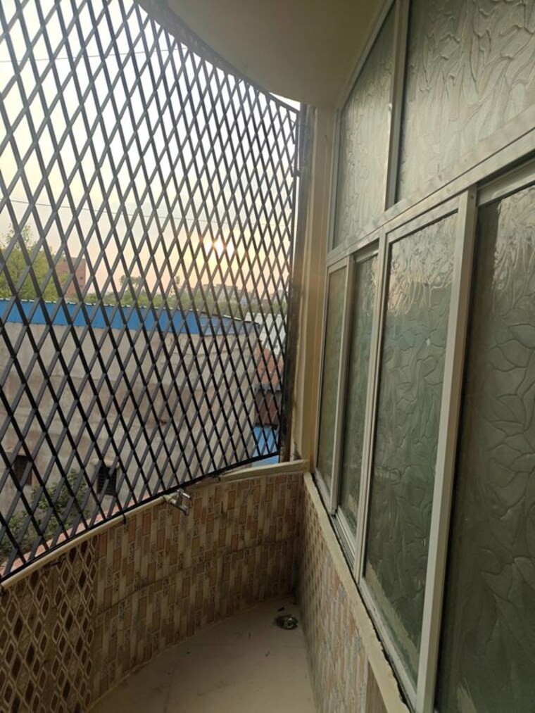 Balcony, sovereign-shelter 3 Bedroom 924 Sq.Ft. Apartment In Lakdi Ka Pul Hyderabad 10431419