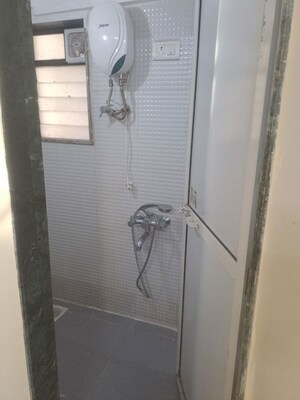 Bathroom in 1 BHK Apartment at Greenfields Apartment, Lower Parel – for Rent