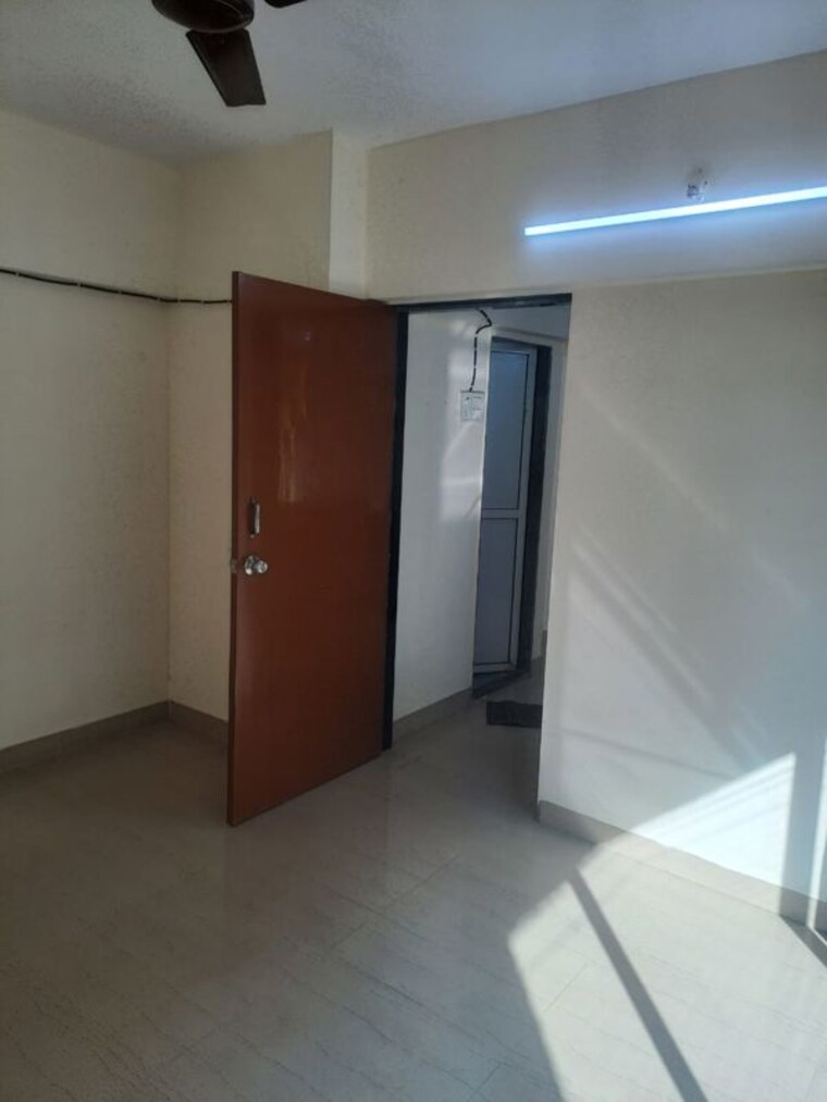 Room, greenfields-apartment 1 Bedroom 500 Sq.Ft. Apartment In Lower Parel Mumbai 9724504
