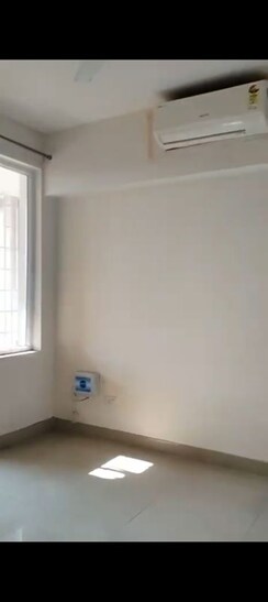 3.5 BHK + Servant Room,Study Room Apartment For Rent in Emaar Emerald Floors Premier