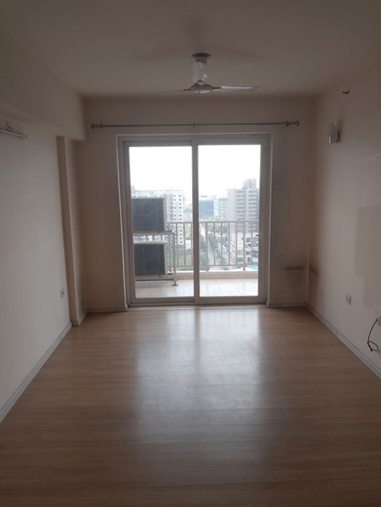 Room, dlf-the-skycourt 3 Bedroom 1590 Sq.Ft. Apartment In Sector 86 Gurgaon 10431477
