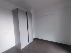 Room in 4 BHK Apartment at Bestech Park View Altura, Sector 79 – for Rent