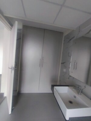 Furnished Amenities in 4 BHK Apartment at Bestech Park View Altura, Sector 79 – for Rent