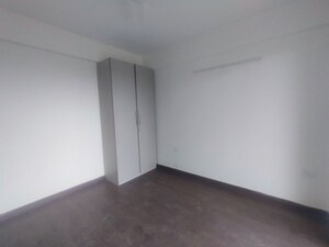 Room in 4 BHK Apartment at Bestech Park View Altura, Sector 79 – for Rent