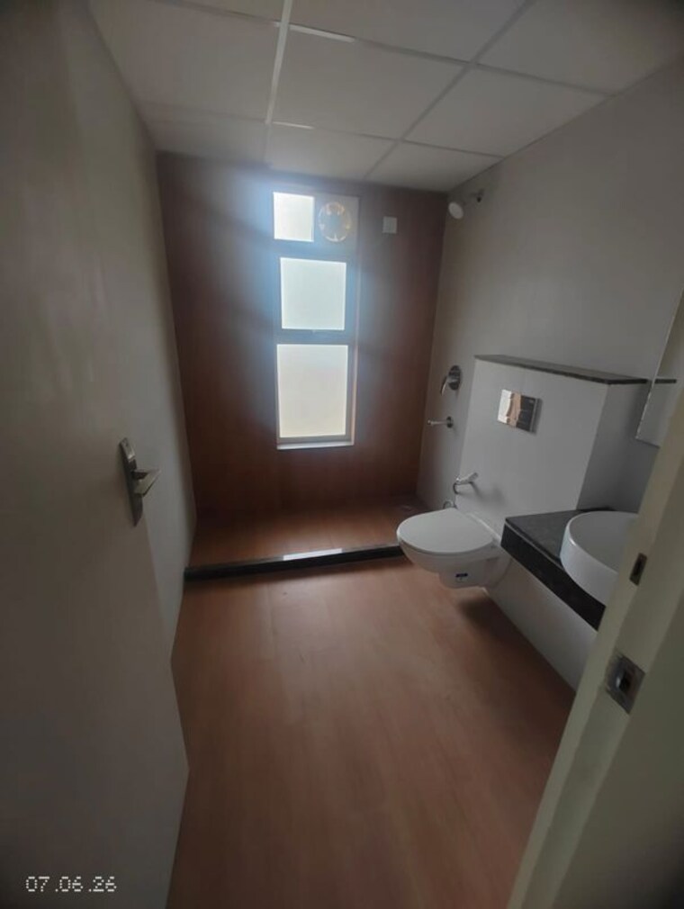 Bathroom, bestech-park-view-altura 4 Bedroom 2650 Sq.Ft. Apartment In Sector 79 Gurgaon 10431496