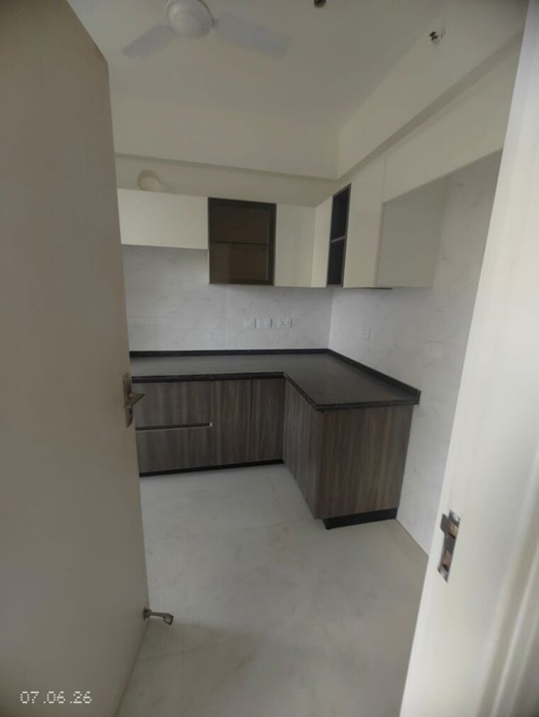 Kitchen, bestech-park-view-altura 4 Bedroom 2650 Sq.Ft. Apartment In Sector 79 Gurgaon 10431496