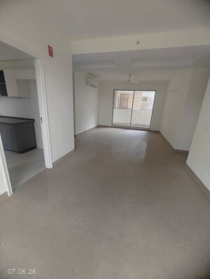Room in 4 BHK Apartment at Bestech Park View Altura, Sector 79 – for Rent