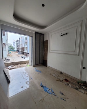 Room in 3 BHK Builder Floor at Green Fields Colony – for Sale