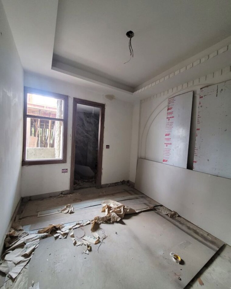 Room, green fields colony 3 Bedroom 1100 Sq.Ft. Builder Floor In Green Fields Colony Faridabad 10431501