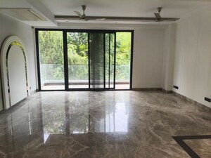 Room in 4 BHK Builder Floor at Anand Niketan – for Sale