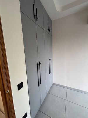 Building Lobby in 1 BHK Builder Floor at Sector 45 – for Rent