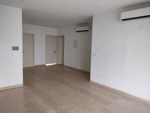 Room in 3 BHK Apartment at Birla Navya, Sector 63a – for Rent