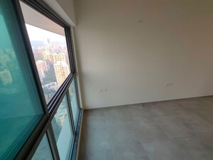 Room in 1 BHK Apartment at Sheth Irene, Malad West – for Rent