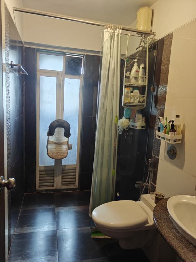 Bathroom, nahar-8-towers 2 Bedroom 1000 Sq.Ft. Apartment In Chandivali Mumbai 10431553