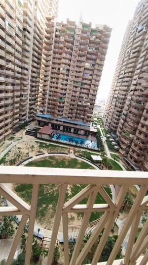 2 BHK Apartment – Exterior View View at Gaur City 7th Avenue, Sector 4 Greater Noida - for Rent