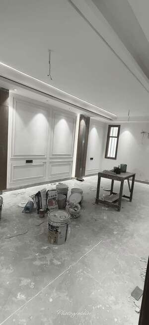 Living Room in 3 BHK Builder Floor at Amritpuri – for Rent