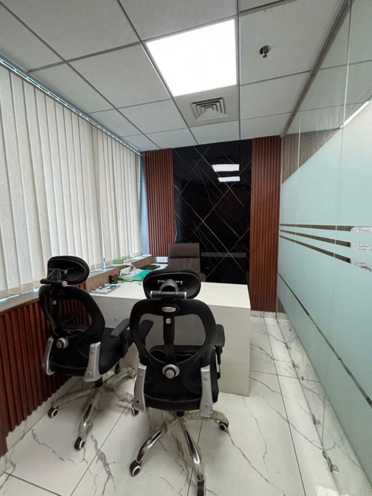 Team Area, gomti nagar Commercial Office Space 1500 Sq.Ft. In Gomti Nagar Lucknow 10431573