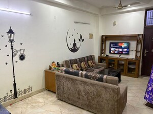 2 BHK Builder Floor For Rent in Koyal Enclave