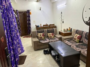 Living Room in 2 BHK Builder Floor at Koyal Enclave – for Rent
