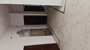 Furnished Amenities in 6 BHK Independent House at Ansal Plaza Chiranjiv Vihar, Chiranjiv Vihar – for Sale