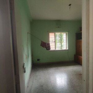 Room in  Apartment at Laskarpur – for Sale