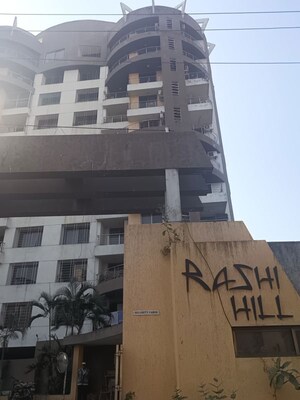  Apartment For Sale in Navsari