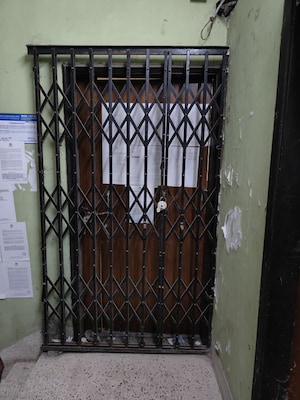   Apartment at Shakespeare Sarani – for Sale