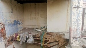Room in  Independent House at Purian Mohalla – for Sale